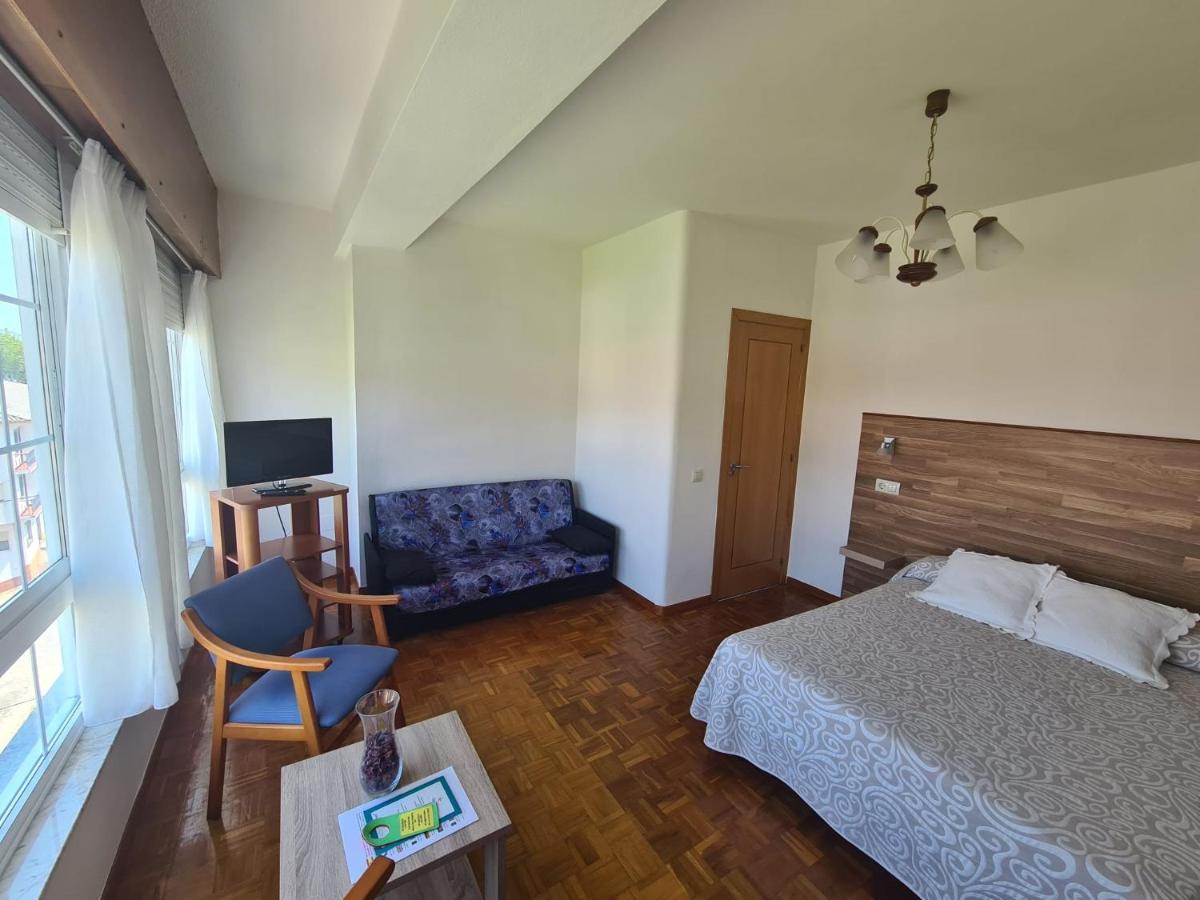 Hotel Hostal Playa Atlantica Louro Exterior foto